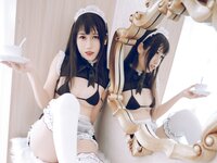 [Cosplay] Bu Dai Mao 不呆猫 - Bikini Maid 比基尼女仆