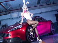 [Cosplay] 抱走莫子aa - 雪女跑车兔女郎