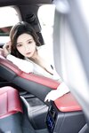 [Cosplay] 王馨瑶Yanni 白色露背衬衣