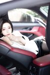 [Cosplay] 王馨瑶Yanni 白色露背衬衣