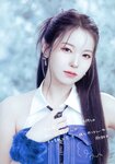 [Photobook] NiziU Live with U 2024-2025 “AWAKE” Pamphlet