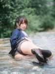 [しずく(原nagisa魔物喵)] - 川で水遊び