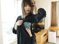 [Photobook] 密会 大人な七海と3時間だけのホテルデート (Wunder Publishing House.)
