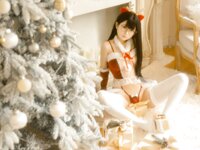 [Cosplay] 幼水铃衣 - 圣诞小鹿