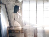 [Photobook] 七菜乃写真集『Brilliant Shadow』