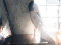 [Photobook] 七菜乃写真集『Brilliant Shadow』