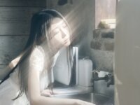 [Photobook] 七菜乃写真集『Brilliant Shadow』