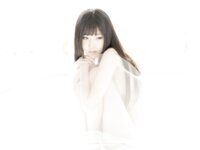 [Photobook] 七菜乃 写真集『vivid colors』