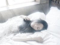 [Photobook] 七菜乃写真集『Brilliant Light』