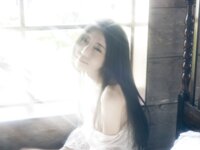 [Photobook] 七菜乃写真集『Brilliant Light』