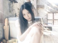 [Photobook] 七菜乃写真集『Brilliant Light』