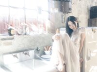[Photobook] 七菜乃写真集『Brilliant Light』