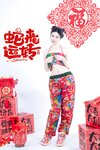 [Cosplay] 年年 - 蛇来运转 [80P-526MB]