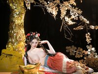 [Cosplay] 年年 - 2025元旦 [84P-651MB]