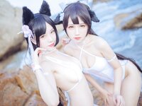 [Cosplay] Bu Dai Mao 不呆猫 & Lishi 抖娘 - Mastiff Beach Swimsuit 獒犬海边泳装