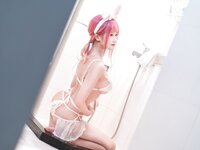 [Cosplay] Sandu 69 三度69 - Bathroom Bunny 浴室兔叽