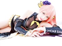 [Cosplay] Coser瓜希酱福利 - LUKA 赛车