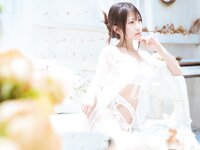 香草喵露露 - NO.001 玻璃房少女 [76P-1.1GB]