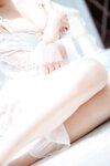 香草喵露露 - NO.001 玻璃房少女 [76P-1.1GB]