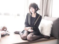 [Cosplay] Ni De Fu Qing 你的负卿 - Window Sill Uniform 窗台制服