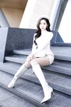 [Cosplay] 王馨瑶 毛衣皮裙