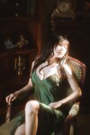 香草喵露露 - NO.045 杨枝甘露 绿色连衣裙 [45P1V-1.19GB]