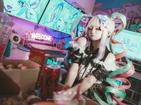 [Cosplay] 落落 – 升天 [48P-433.75 MB]