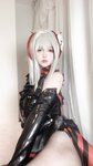 [Cosplay] 疯猫ss - 明日方舟 W