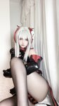[Cosplay] 疯猫ss - 明日方舟 W