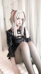 [Cosplay] 疯猫ss - 明日方舟 W