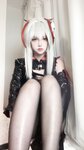 [Cosplay] 疯猫ss - 明日方舟 W