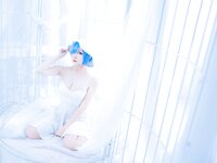 二佐Nisa - NO.033 雷姆白裙 [27P-31MB]