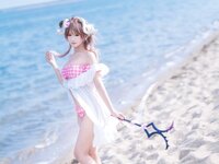 [Cosplay] 三度 69 — 小羊泳装