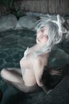[Cosplay] 夏鸽鸽不想起床 - 温泉假日