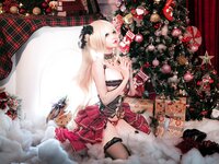 [Cosplay] Potato Godzilla - Marie Rose Xmas