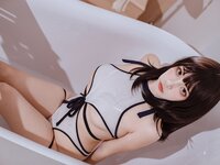 二佐Nisa - NO.153 私房 大象竞泳 [20P-111MB]