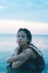 [Photobook] 2021.08.04 鷲見玲奈 初写真集「絶妙なプニプニ具合が出せました」