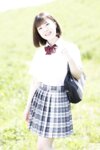 [Photobook] 小倉唯奈「可愛くてＨなカラダ」ギリギリ★あいどる倶楽部