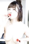[Photobook] 小倉唯奈「可愛くてＨなカラダ」ギリギリ★あいどる倶楽部
