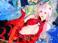 [Cosplay] Sally Dorasnow - Yuzuriha Inori