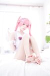 [Cosplay] 九柒喵 - 小护士针筒