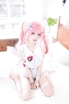 [Cosplay] 九柒喵 - 小护士针筒