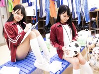 [Prestige Photobook] Umi Yatsugake 八掛うみ - Pose Edition No. 01