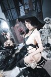 [Cosplay] Yibeibuchi 一北亦北 & Zhixiong Zi Ma 是一只熊仔 - Eight-foot Lady Double 八尺夫人双人