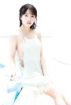 [Photobook] 2025.03.17 【電子版限定8ページ増】岸みゆ 1st写真集 tinto