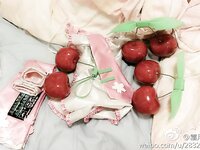 [Cosplay] 霜月shimo - NO.026 微博杂图 [1046P-384MB]