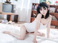 [Cosplay] Ningning Sakurai 桜井宁宁 - Suspender Girl 吊带女孩