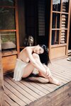 [Cosplay] 年年 - 柔光 [52P-247.16MB]