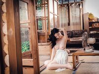 [Cosplay] 年年 - 柔光 [52P-247.16MB]