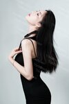 [Cosplay] 年年 - 小黑裙 棚拍写真完整版 [47P-4.71MB]
